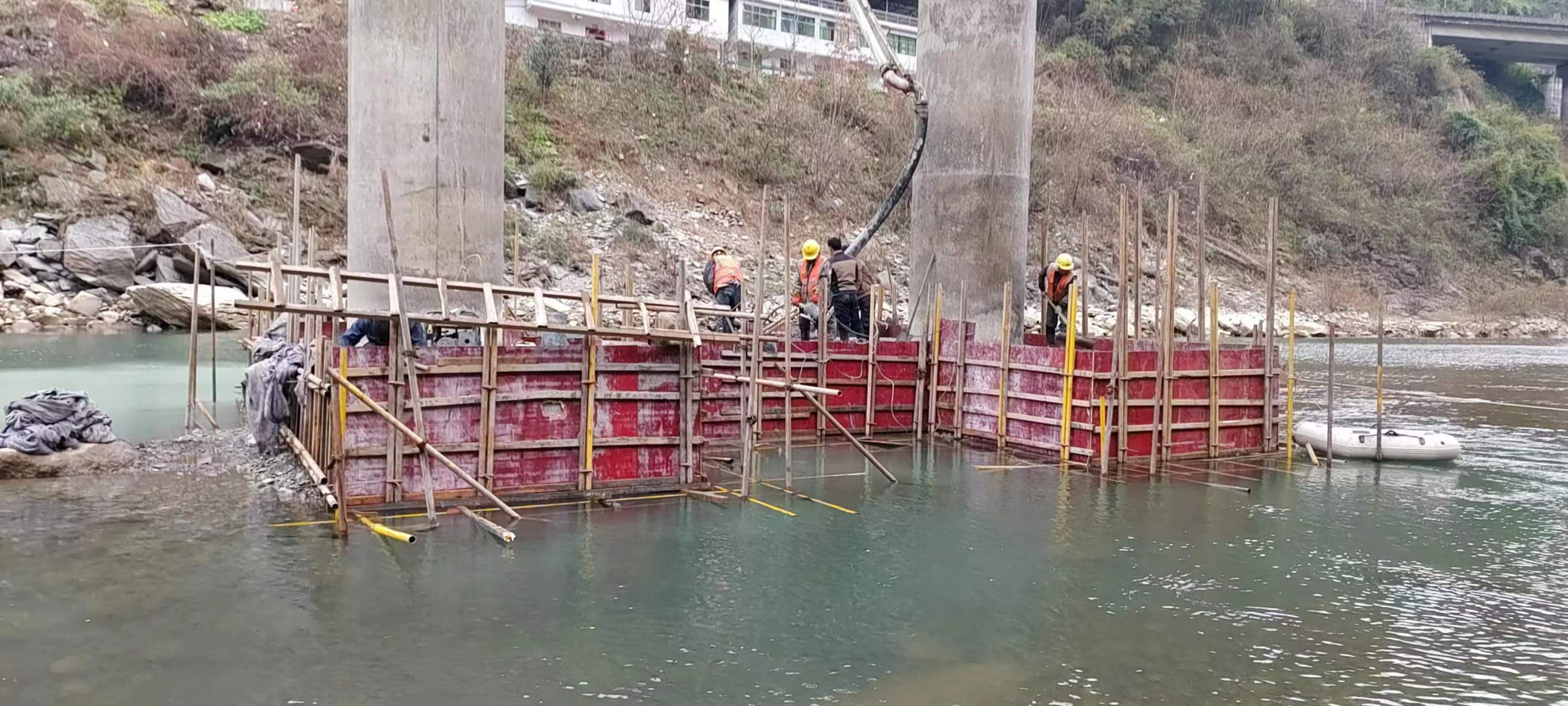 湛江水利工程施工中堤坝渗漏原因以及防渗加固技术